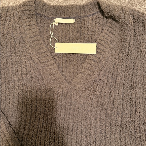 NWT One Grey Day Cozy V-Neck Sweater - Picture 3 of 6